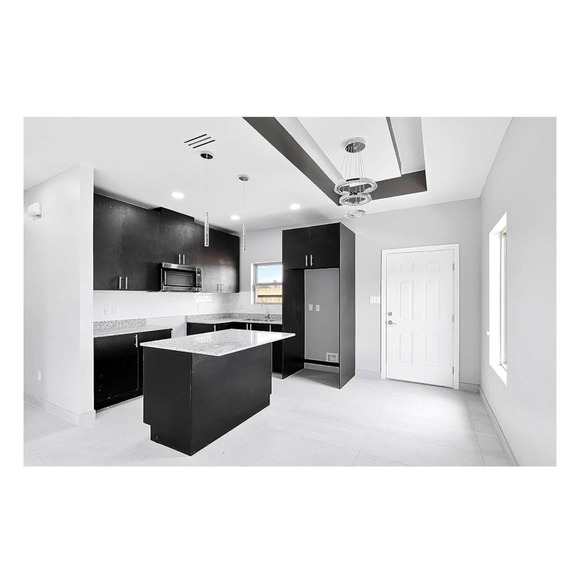 Texas Buildmart Linear Slot AC Vent Diffuser 12x8 White Modern Ceiling Register - Picture 7 of 12